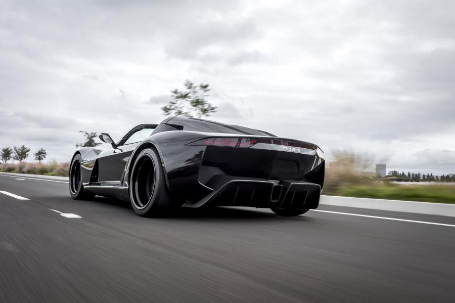  Rezvani Beast Alpha X Blackbird 2018 года  (фото 3 из 23)